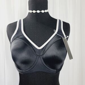 - Syrokan Sports Bra NWOT